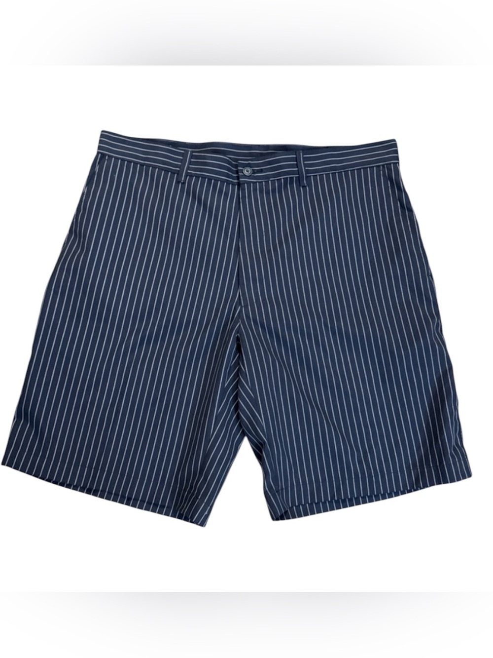 PGA Tour Men's Navy Golf  Pinstripe Shorts Size 36